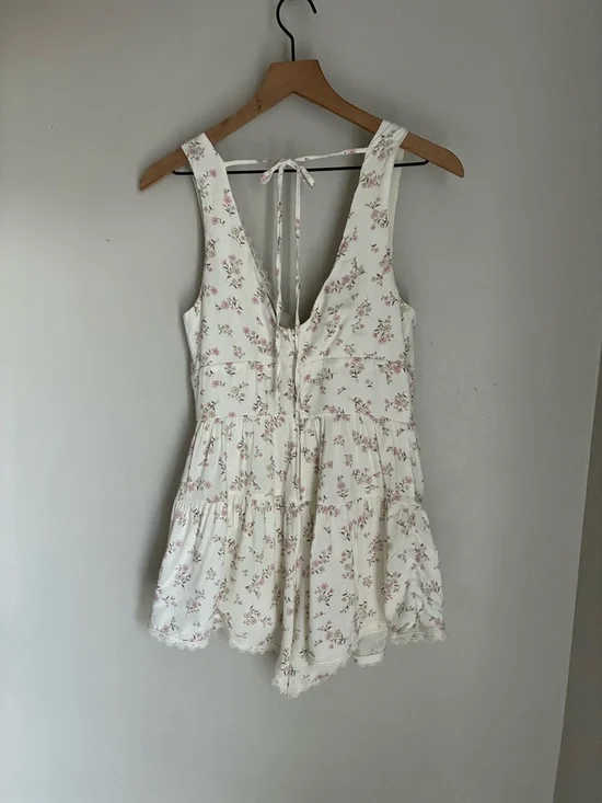 Trixxi Cottagecore Feminine Romper Size Medium - Picture 5 of 6
